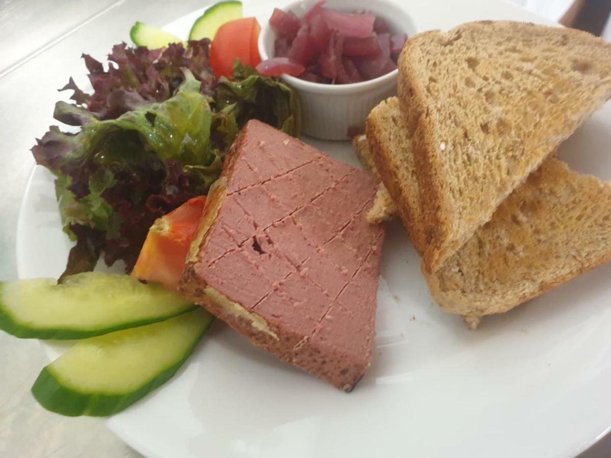 The New Inn Sandwich Buitenkant foto
